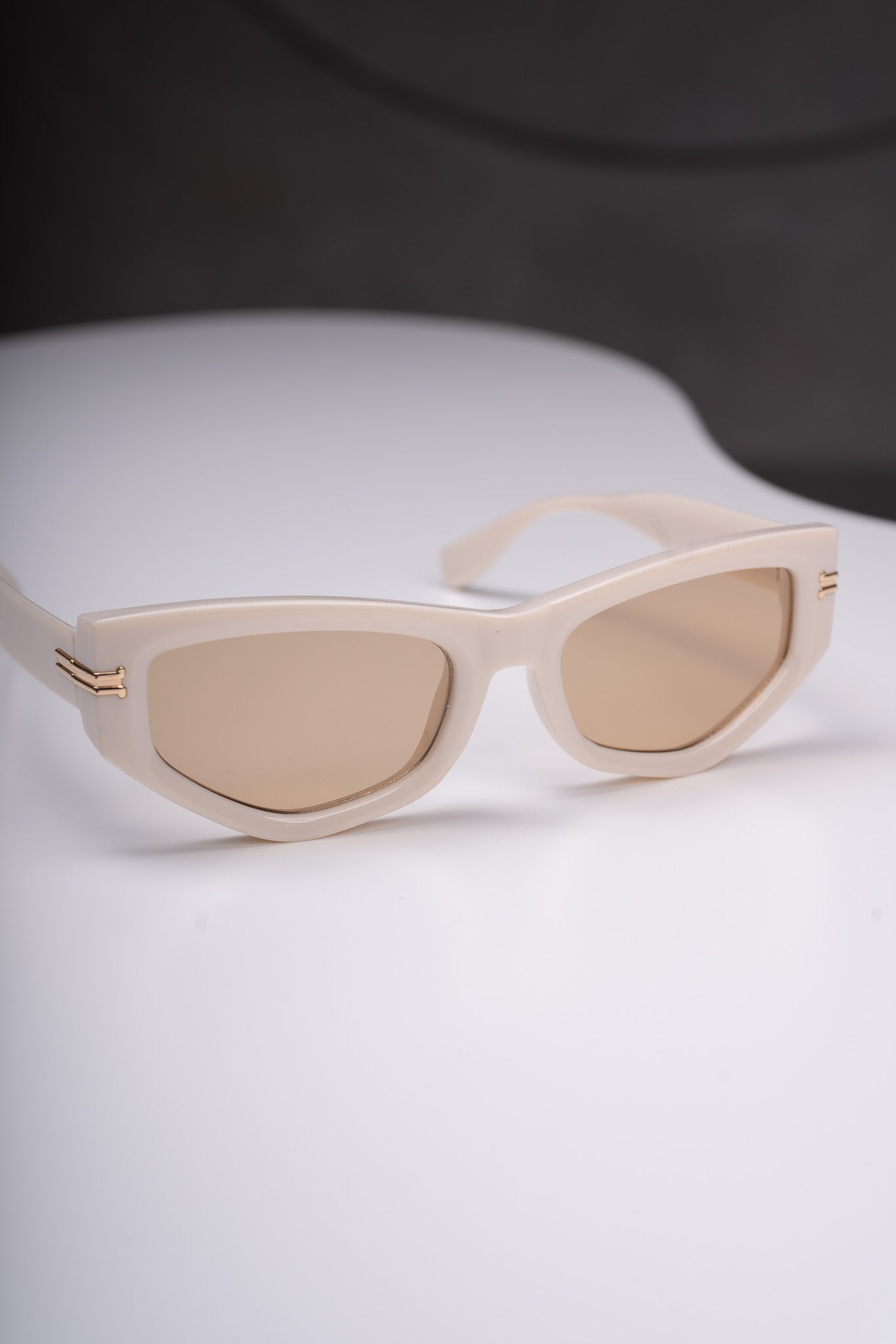 Gafas Modernas y en Tendencia REF: 5016